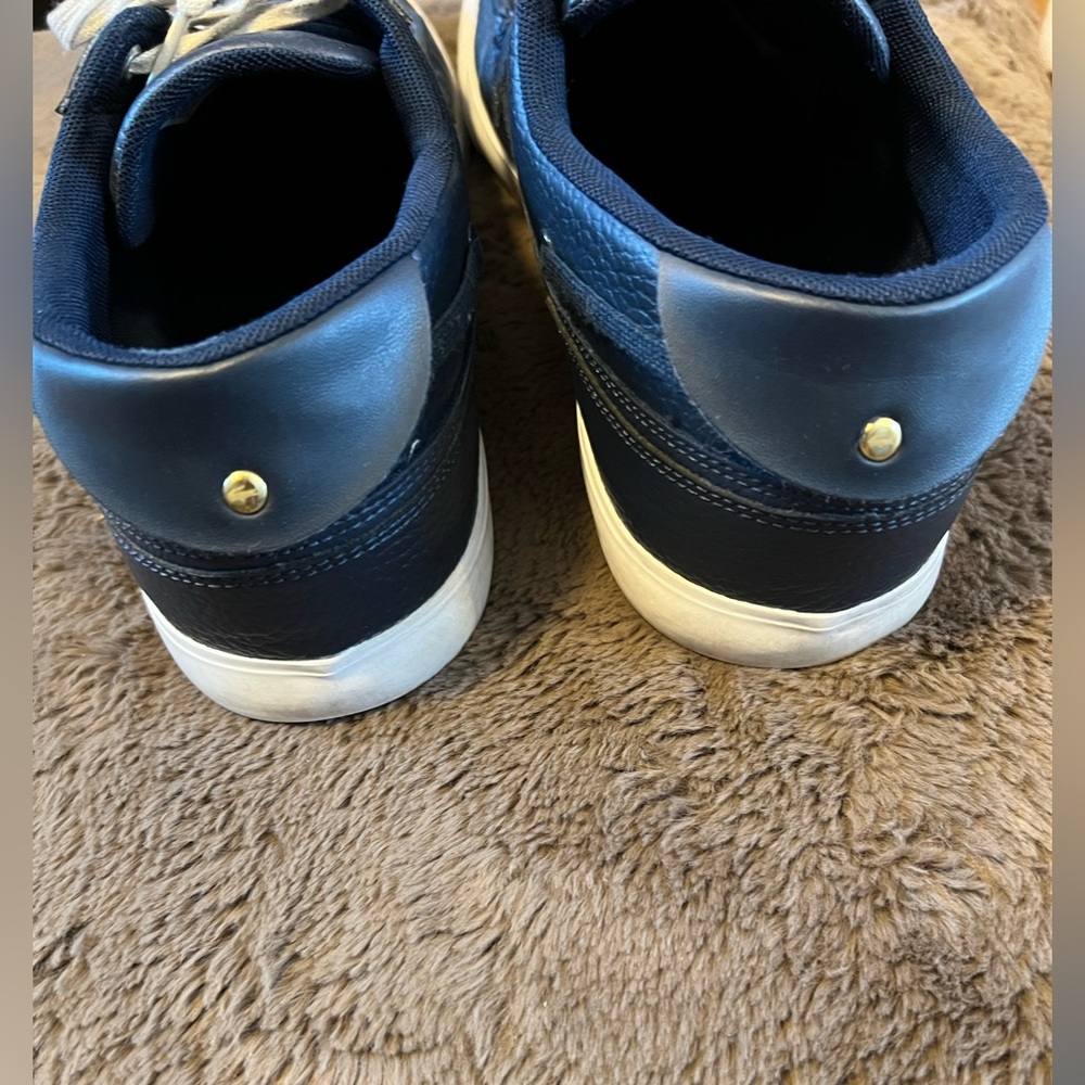 Lacoste Men's Navy Leather Shoes Size 10.5 - Picture 4 of 7